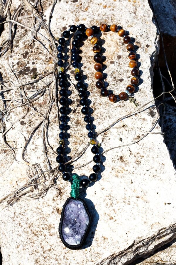 Caotica Necklace